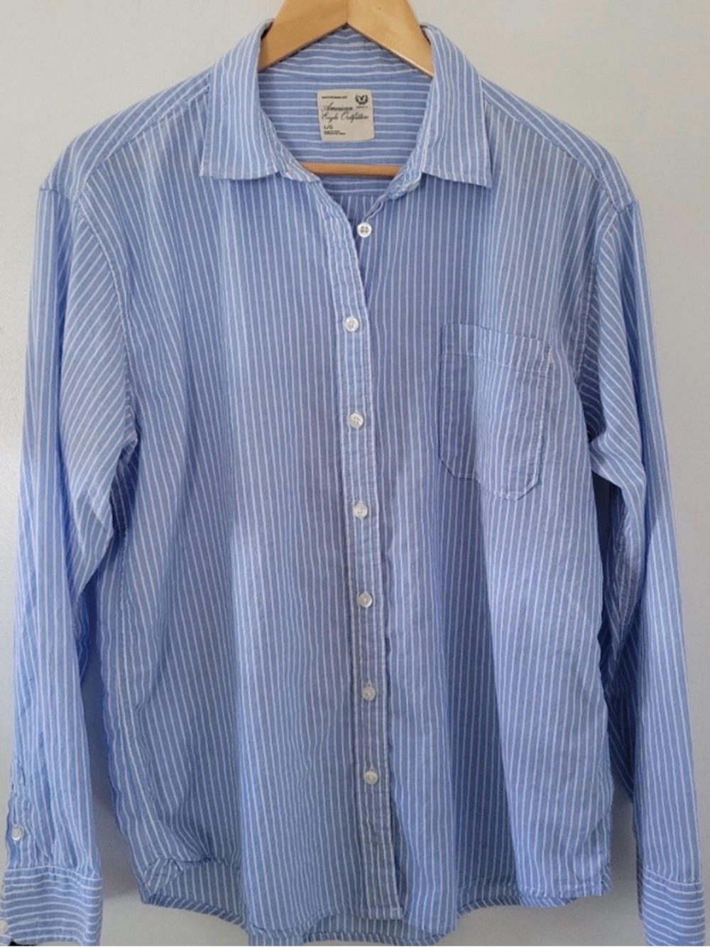 AEO || Blue and White Striped Button Down Shirt